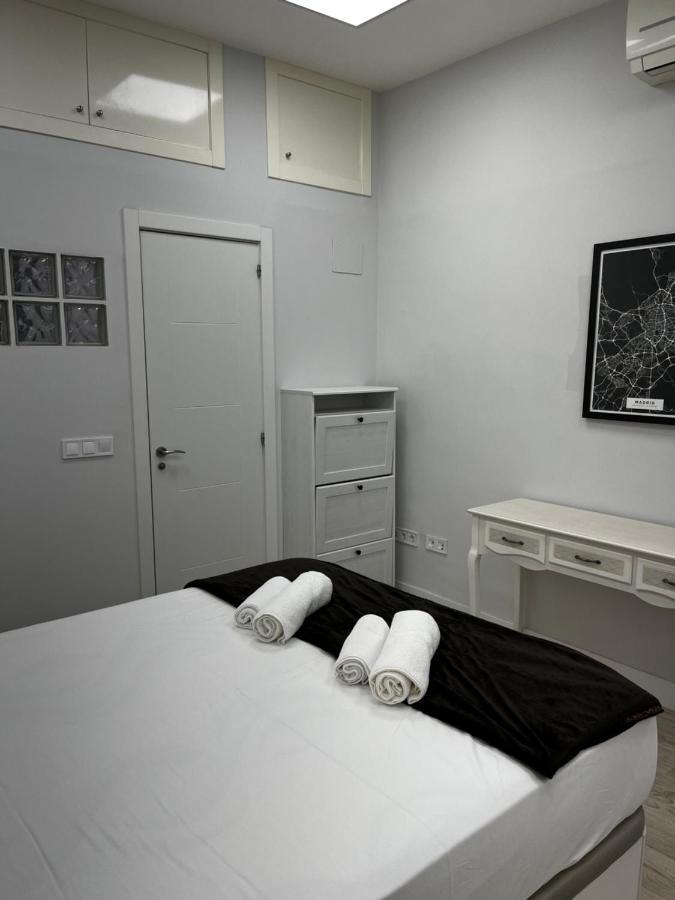 Apartmán Exyca Tetuan Madrid Exteriér fotografie