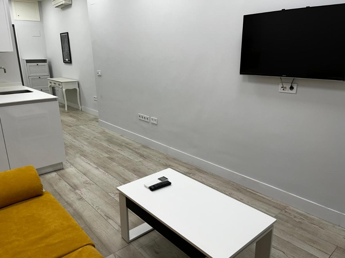 Apartmán Exyca Tetuan Madrid Exteriér fotografie